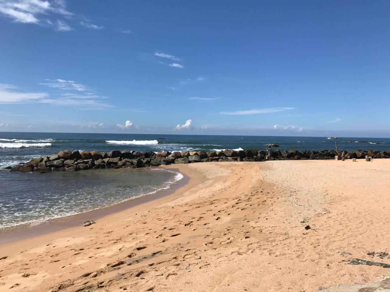 Beach Rip Rap Cabana And Guest Hotel Galle Ngoại thất bức ảnh