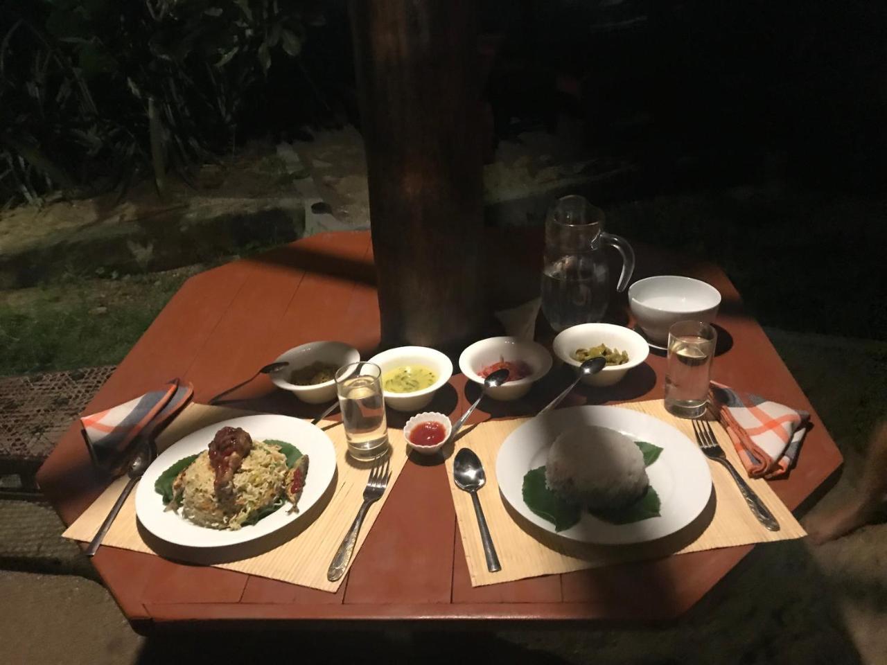 Beach Rip Rap Cabana And Guest Hotel Galle Ngoại thất bức ảnh